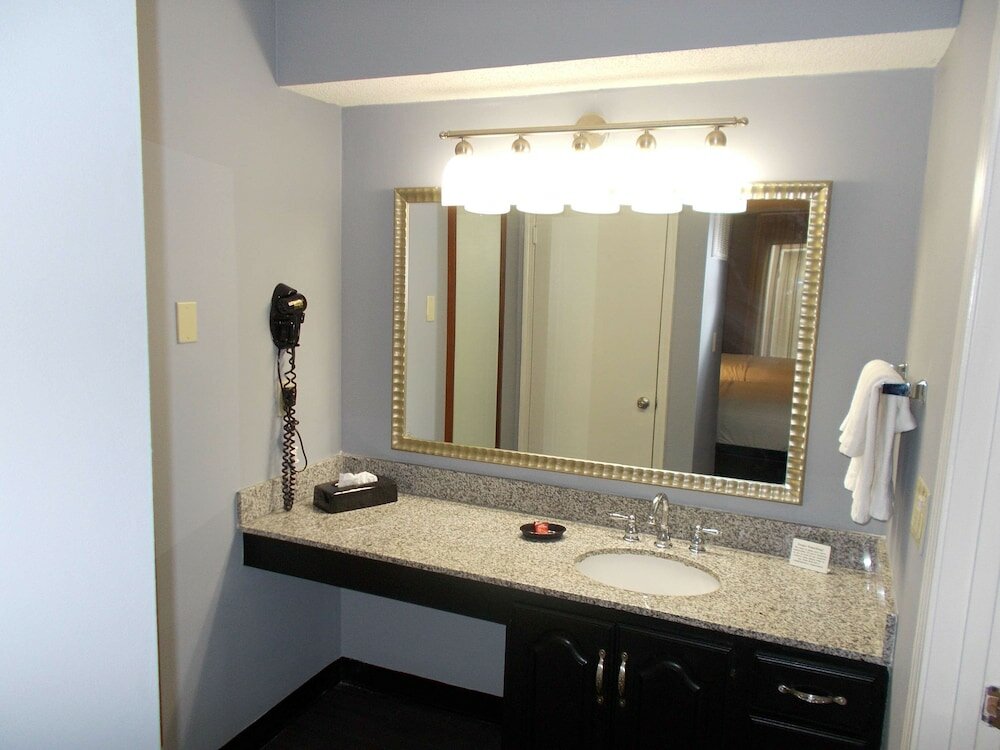 Фото SureStay Studio by Best Western Pensacola