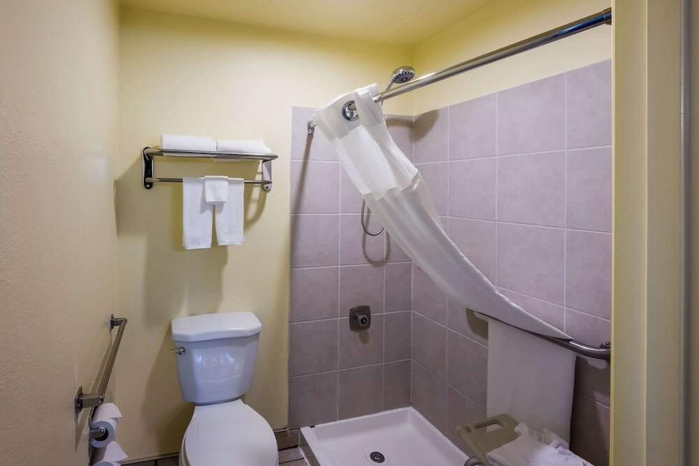 Фото Quality Inn SeaTac Airport-Seattle