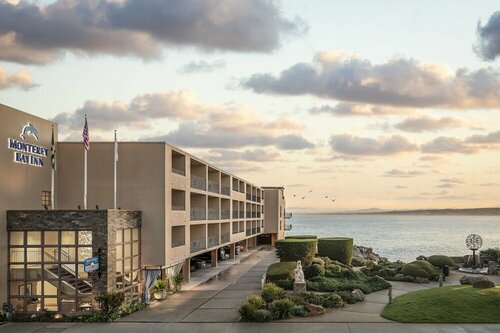 Гостиница Monterey Bay Inn в Монтерее