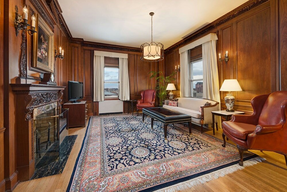 Фото Hilton Milwaukee City Center