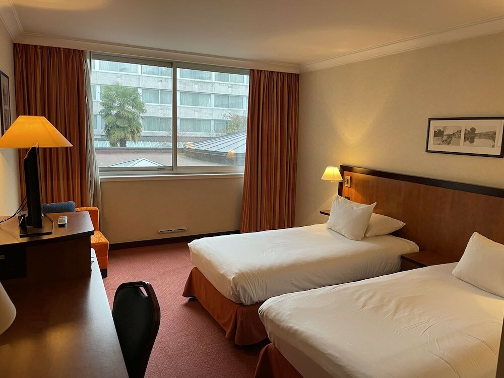 Фото Holiday Inn Paris-Versailles-Bougival