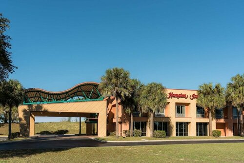 Гостиница Hampton Inn Brooksville Dade