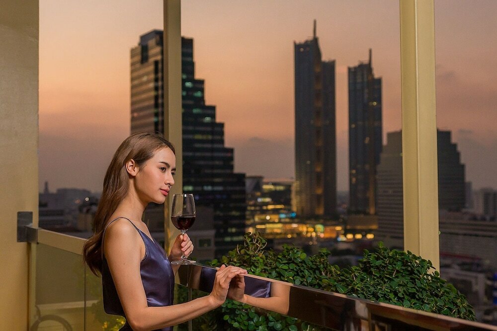 Фото Holiday Inn Bangkok Silom