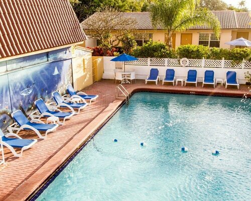 Гостиница Comfort Inn Oceanside Deerfield Beach в Дирфилд Бич