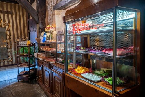 Внешний вид отеля Hotel Casa del Marqués в Сантильяна-дель-Маре, фото 5