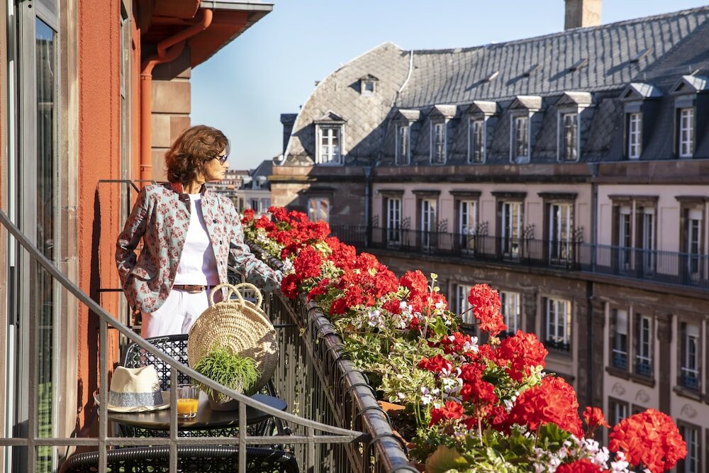 Фото Maison Rouge Hotel