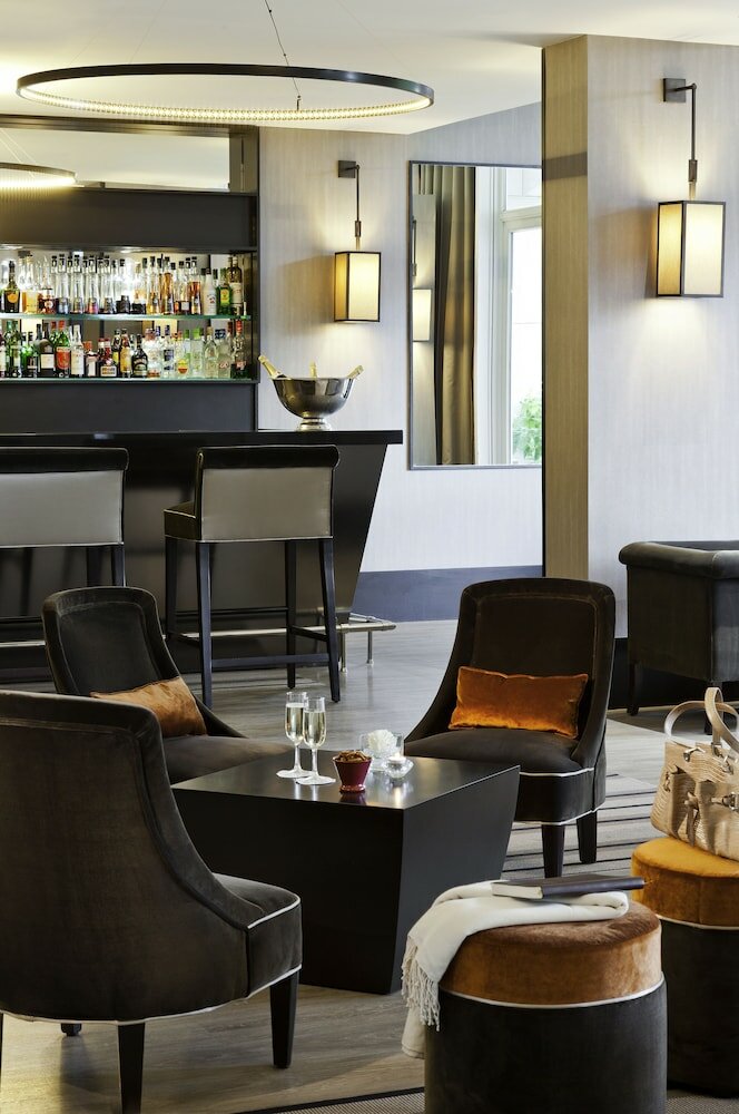 Фото Hôtel Barrière l'Hôtel du Lac