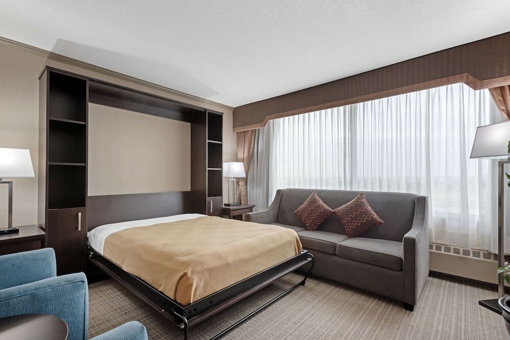 Фото Best Western Plus Port O'Call Hotel