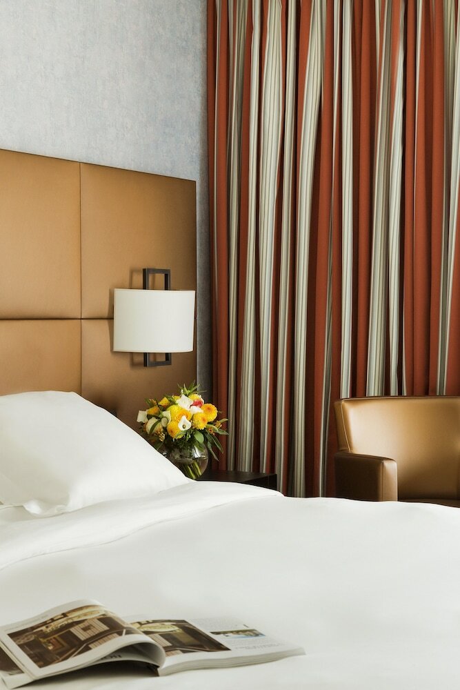 Фото Hôtel Barrière l'Hôtel du Lac