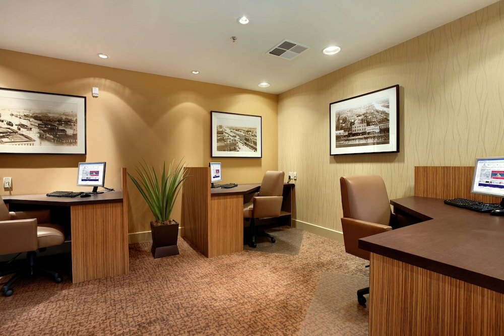 Фото Хилтон