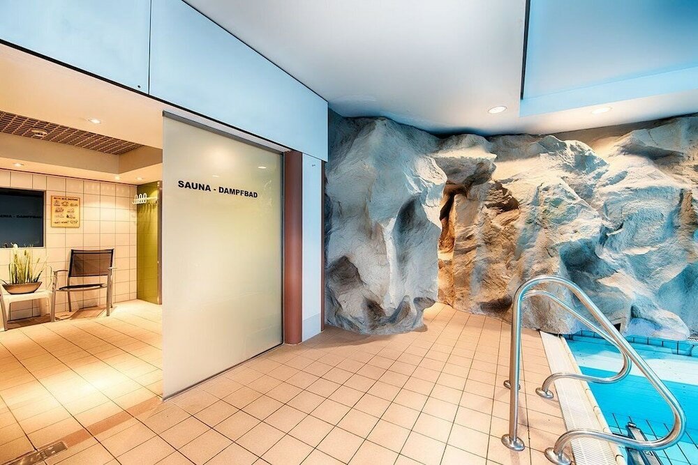 Фото Crowne Plaza Frankfurt Congress Hotel, an Ihg Hotel