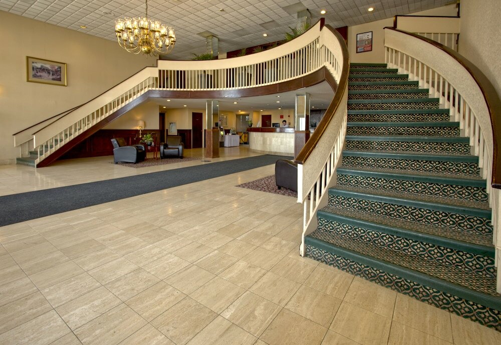 Фото Ramada by Wyndham London