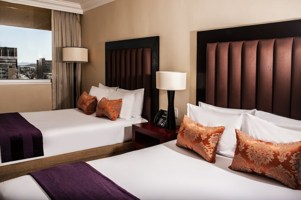 Фото Avani Windhoek Hotel & Casino