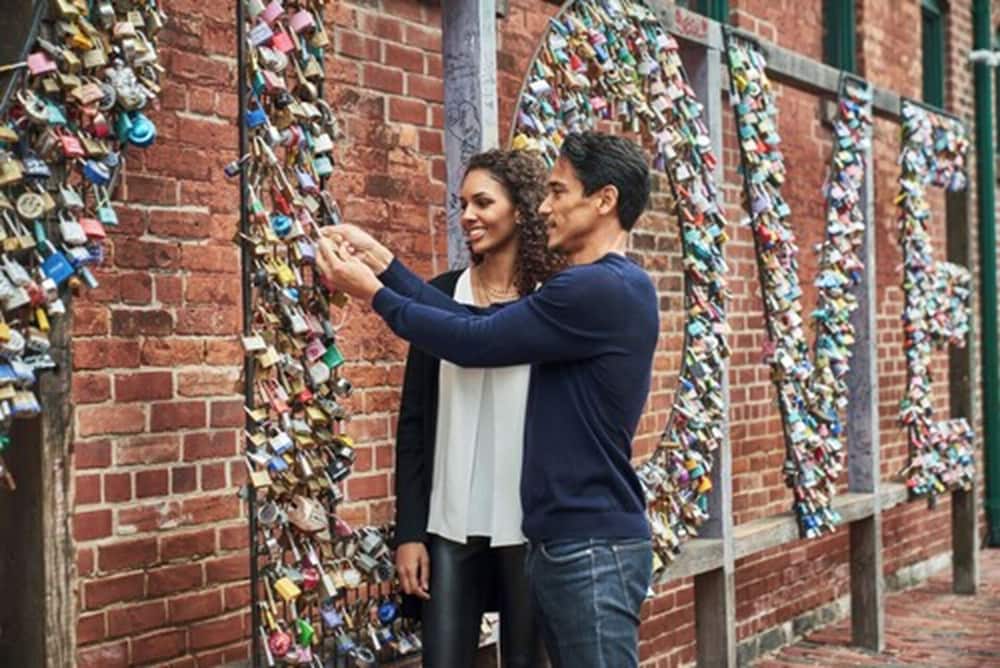 Фото Four Seasons Hotel Toronto