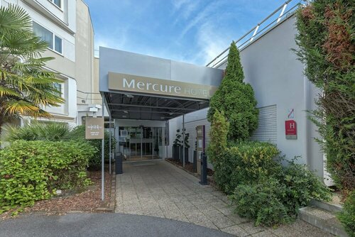 Гостиница Mercure Paris Sud Les Ulis