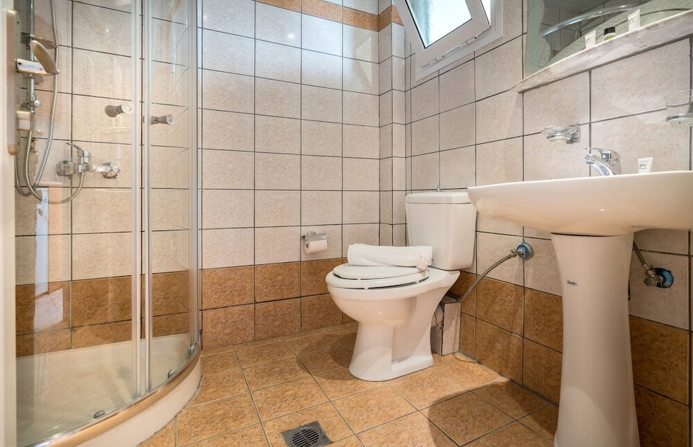 Фото Atlantis Hotel