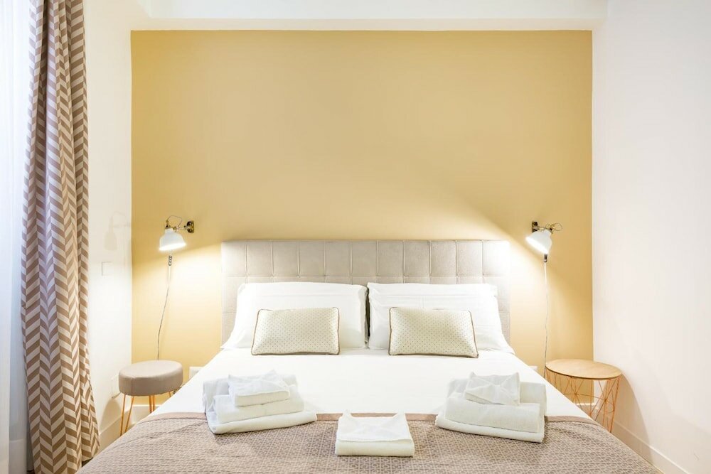 Фото Trevi Fountain Guesthouse