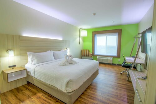 Гостиница Holiday Inn Express & Suites Raymondville, an Ihg Hotel в Реймондвилле