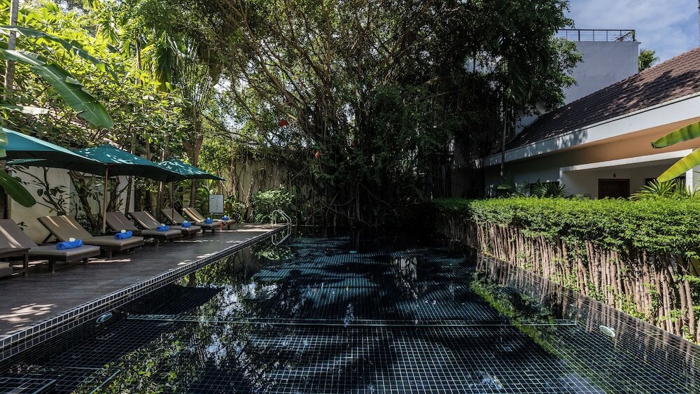 Фото Lynnaya Urban River Resort