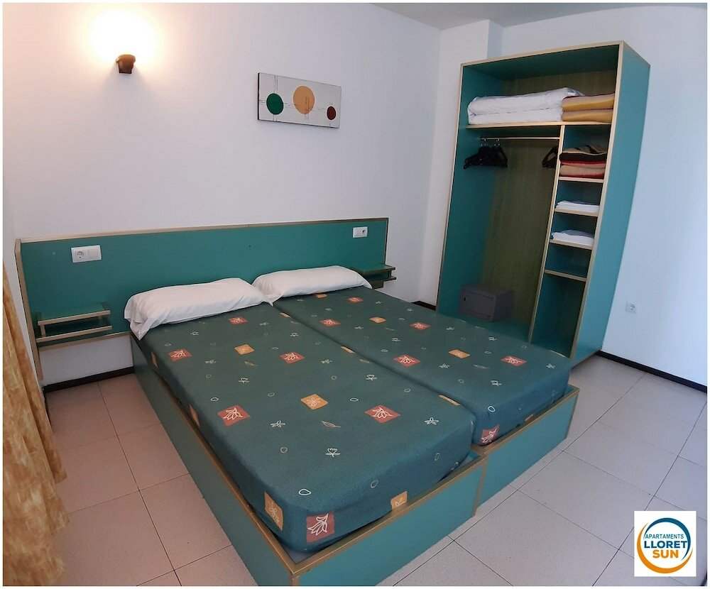 Фото Apartamentos Lloret Sun