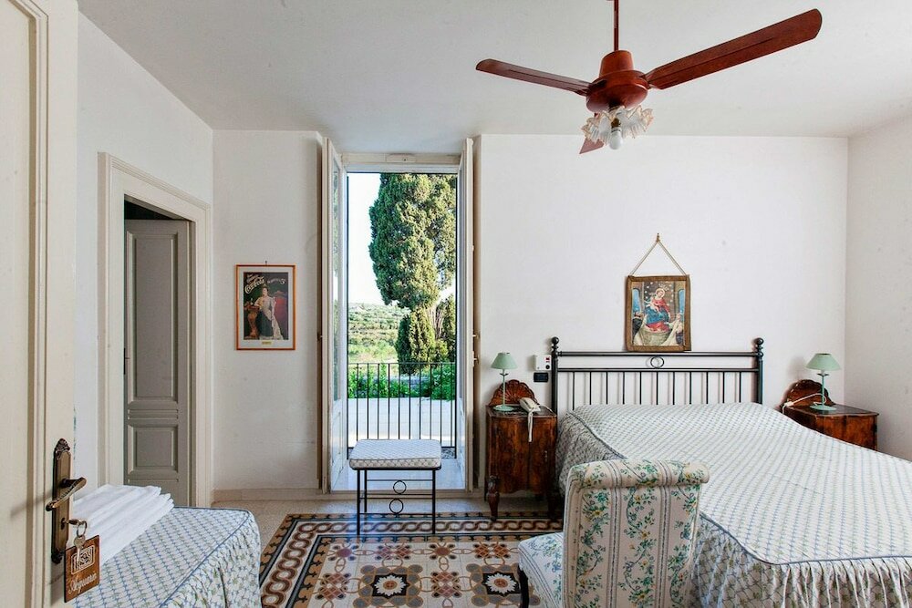 Фото Montepaolo Dimora di Charme