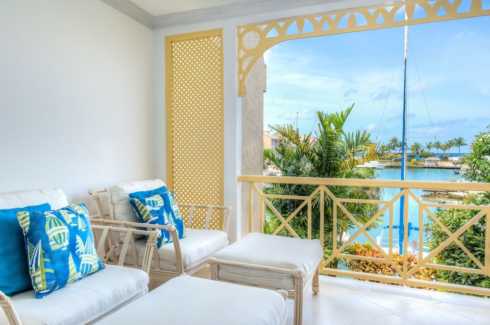 Фото Port St Charles