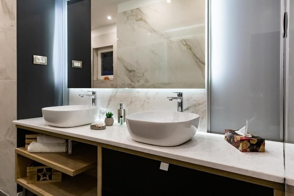 Фото Marcius Luxury Apartment