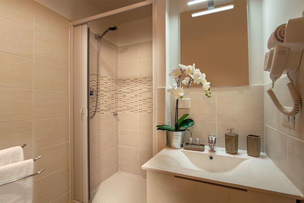 Фото Domus Veneto Rome