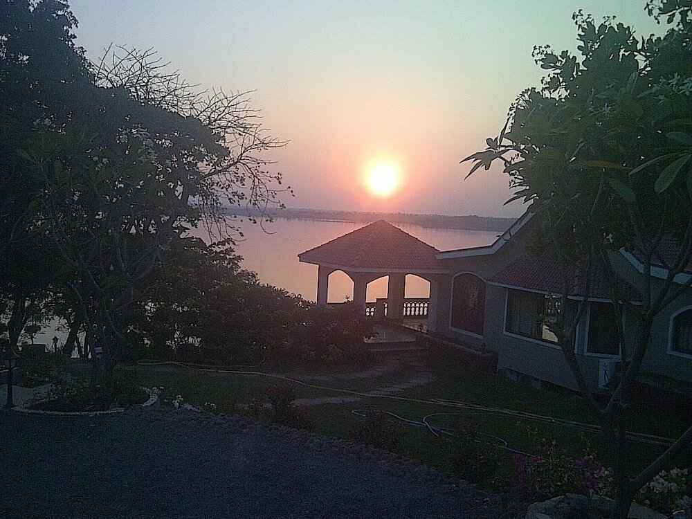 Фото Touchwood Resort Bhopal