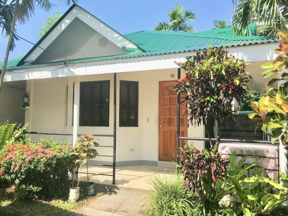 Hotel Paguia's Cottages, Camiguin, photo