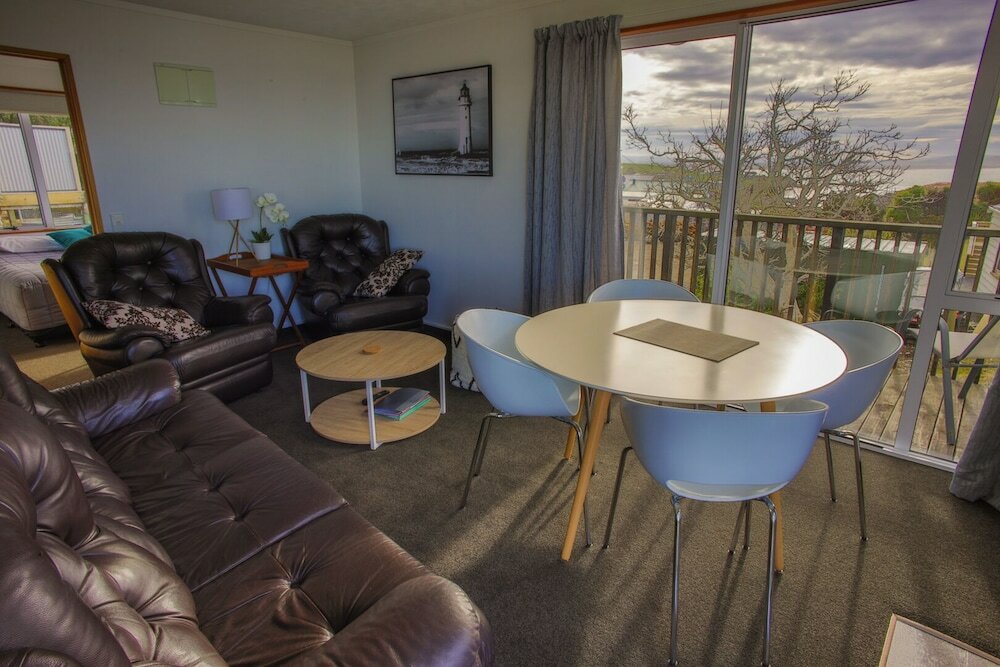 Фото The Kaka Point Motels