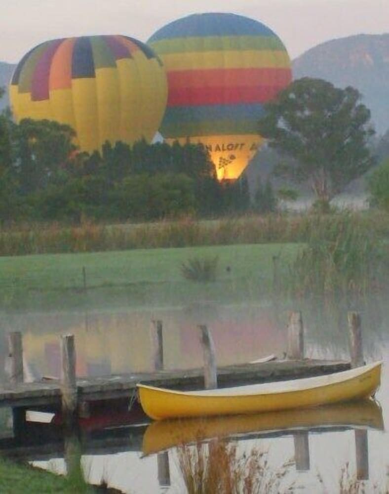 Фото Broken View Estate