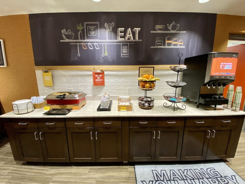 Фото Hampton Inn & Suites Deland