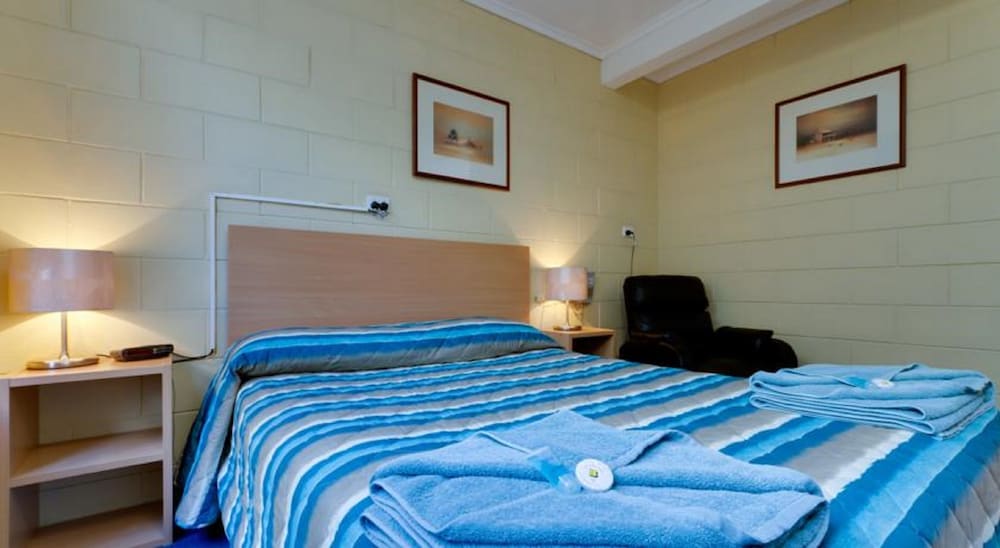 Фото Enfield Motor Inn