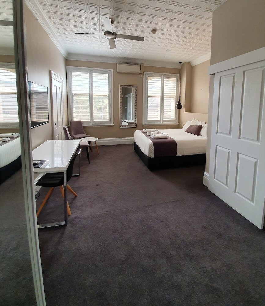 Фото The Grand Hotel Newcastle