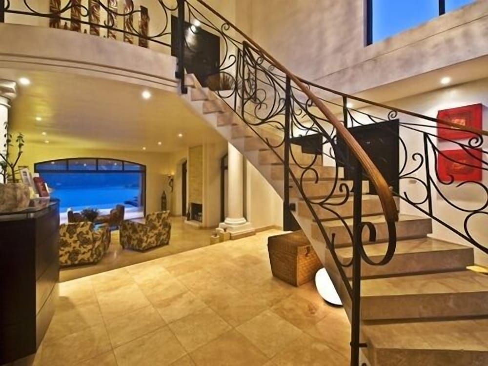 Фото Lodge on the Lake & Wellness SPA