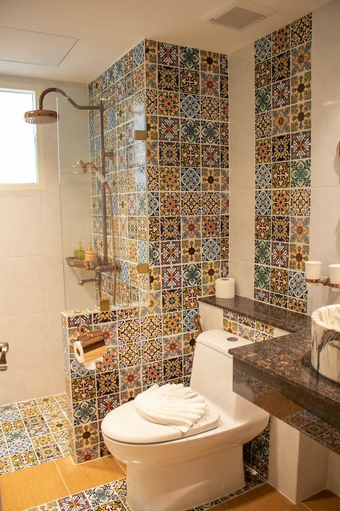 Фото Siri Ratchadamnoen Bangkok Hotel