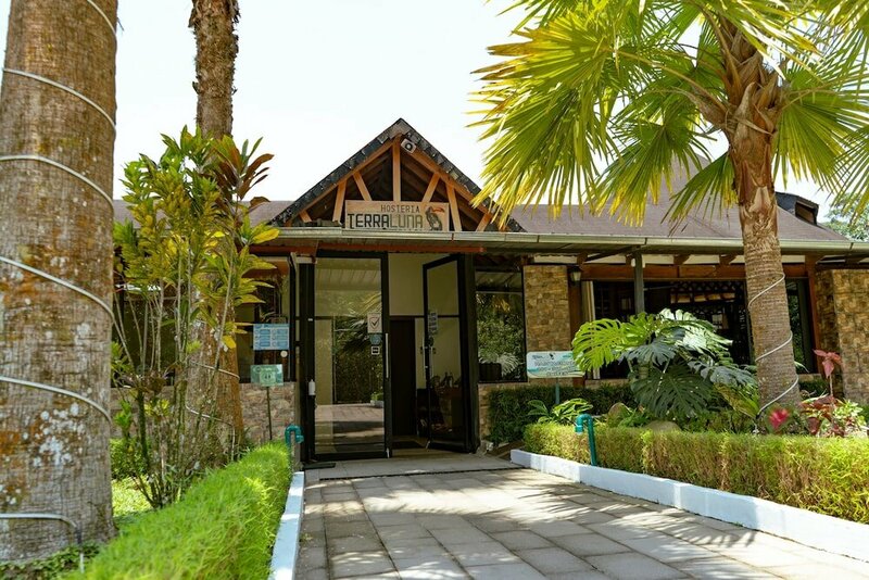 Гостиница Terra Luna Lodge
