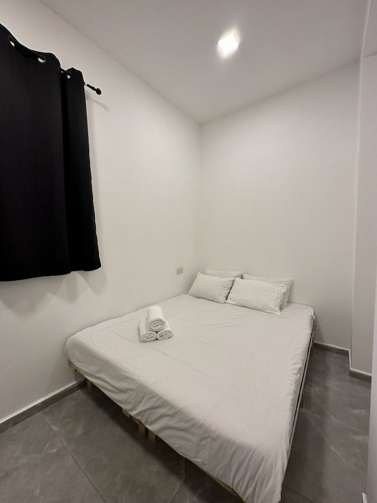 Фото Ha-Yarkon Forty One