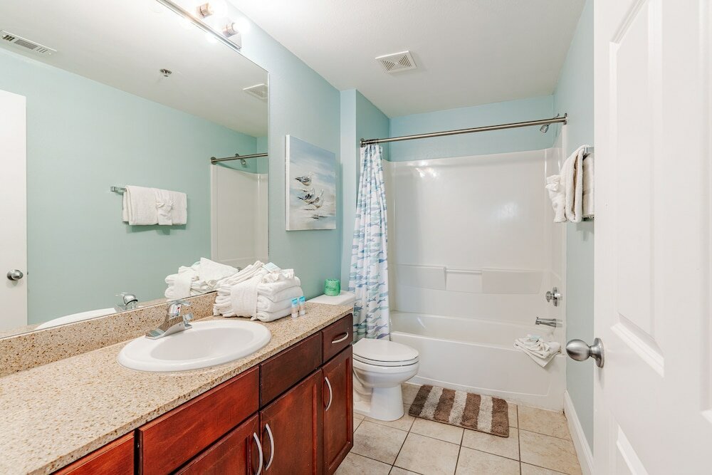 Фото Wharftown Beach and Golf