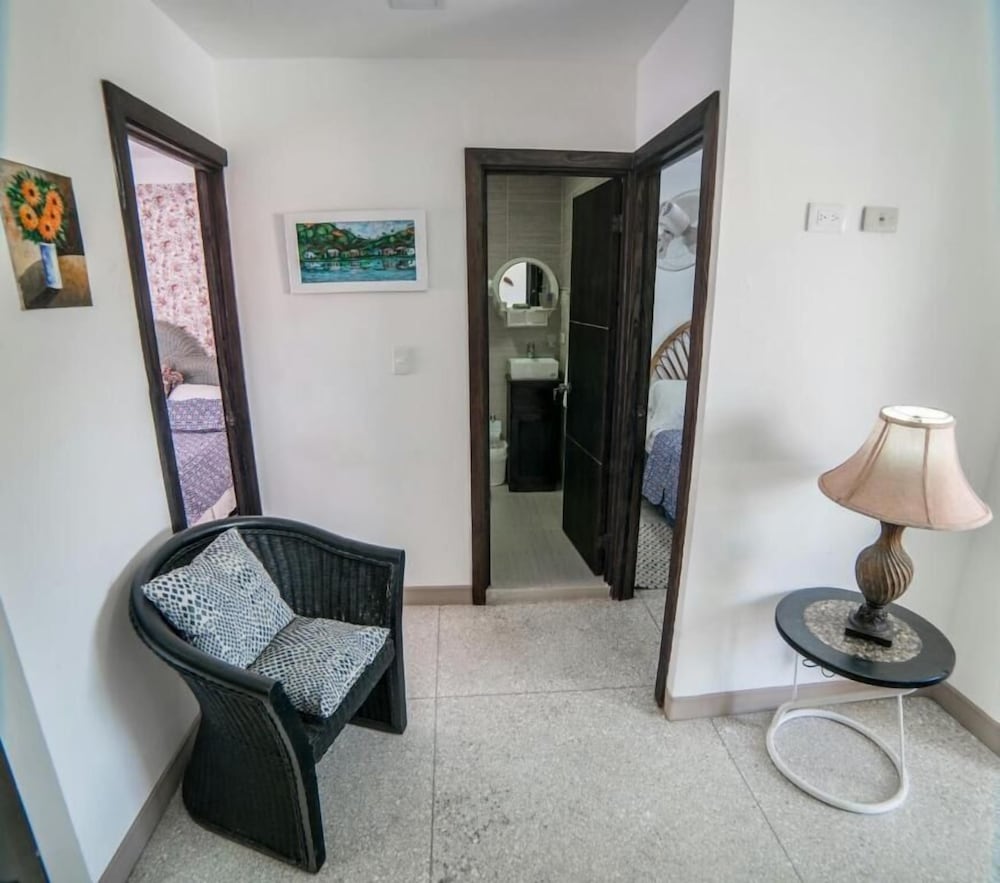 Фото Hostal Magallanes Romana