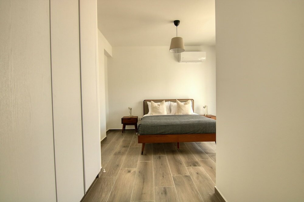 Фото Phaedrus Living Coral Suites Aquatic