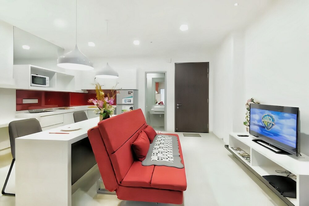 Фото Straits Garden Suites Penang