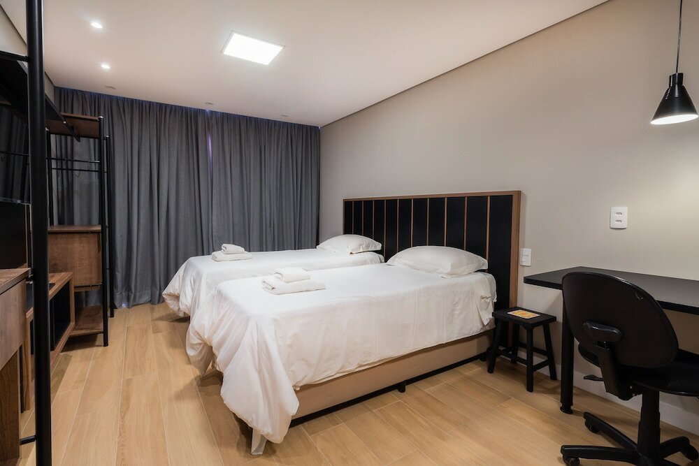 Фото B. Homy - Mercúrio Consolação