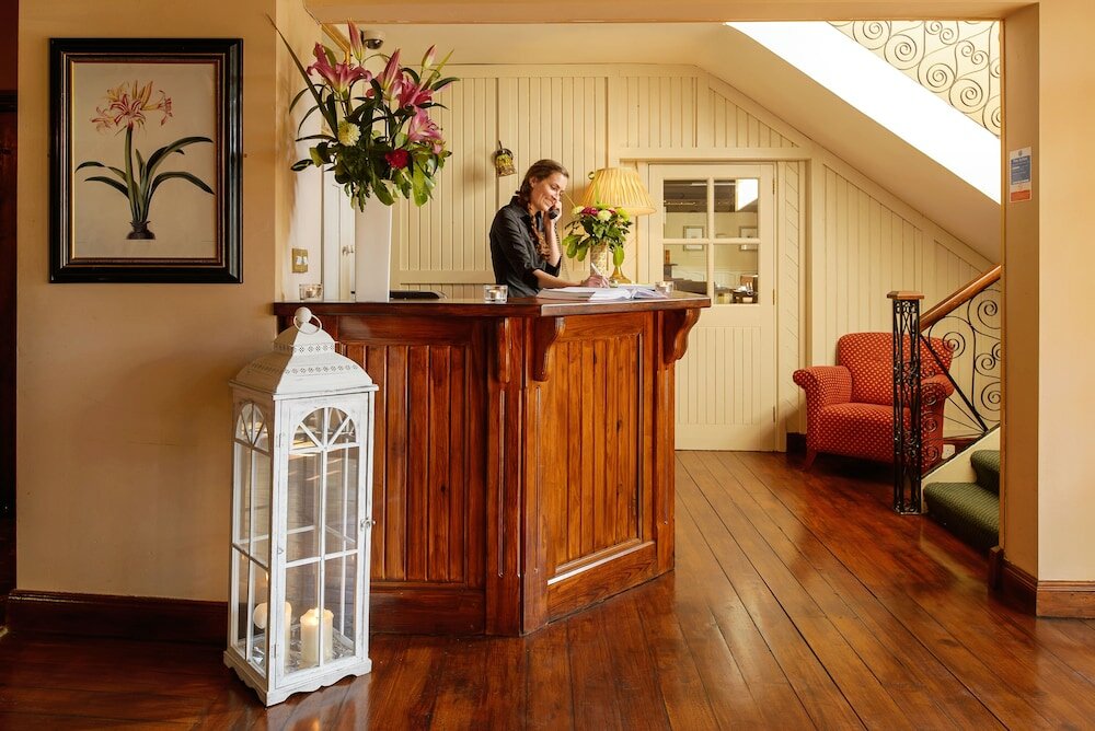 Фото Hylands Burren Hotel