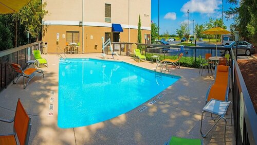 Гостиница Holiday Inn Express Hotel and Suites Kinston, an Ihg Hotel