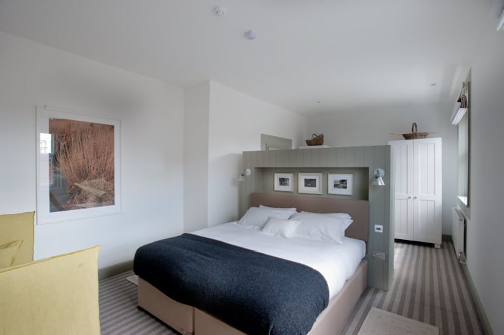 Фото The Crown hotel