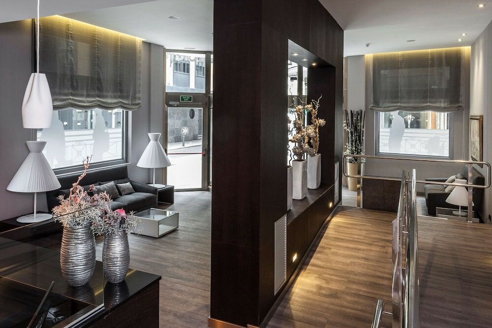 Фото Catalonia Excelsior Hotel