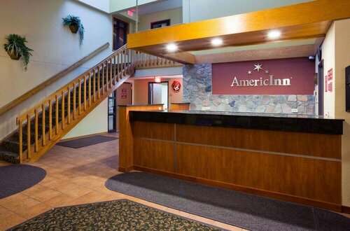 Гостиница AmericInn by Wyndham Fargo West Acres