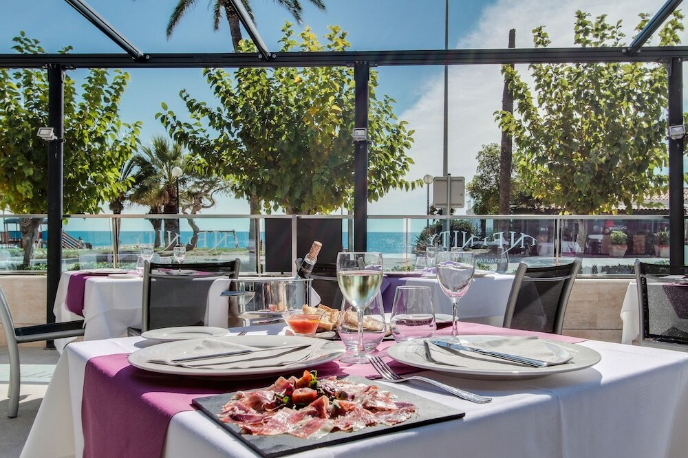 Фото Calipolis Sitges